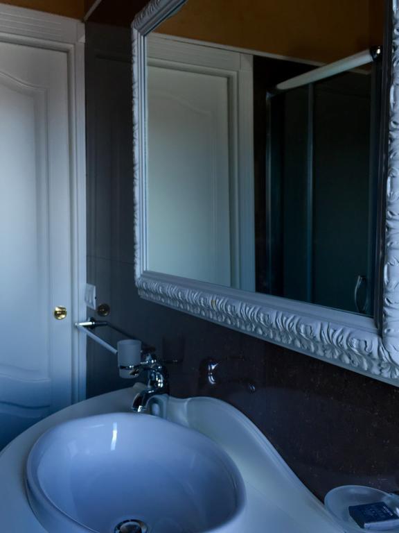 マルゲリータ・ディ・サヴォイア Palazzo Eliss Bed & Breakfast 部屋 写真