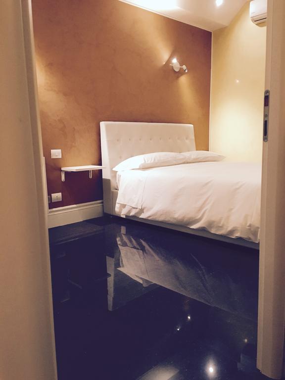 マルゲリータ・ディ・サヴォイア Palazzo Eliss Bed & Breakfast 部屋 写真